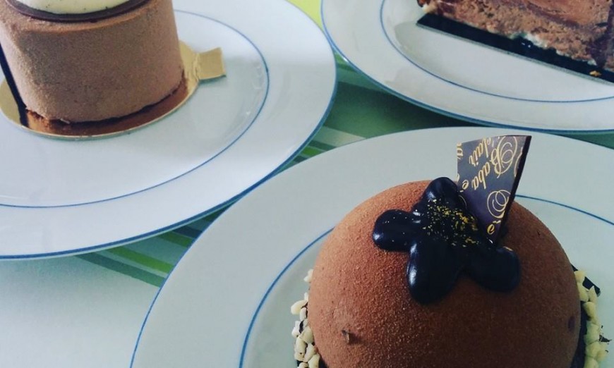 Dégustation des gâteaux, miam !